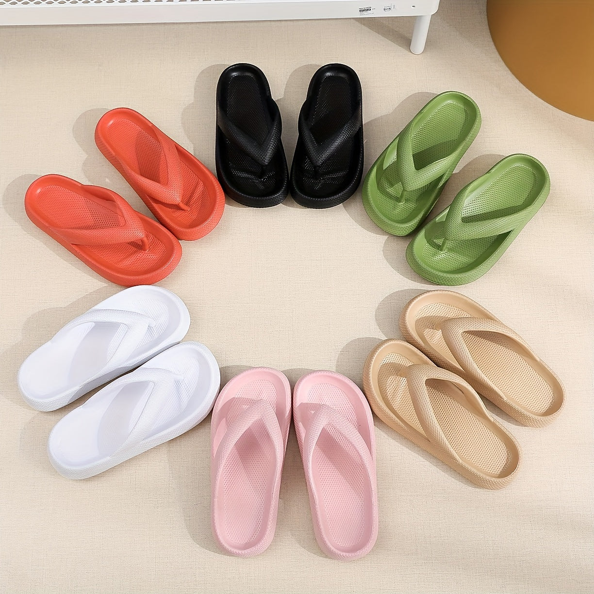 Solid Color EVA Flip Flops, Simple Style Soft Sole Wear-resistant Pillow Slides, Indoor & Outdoor Beach Shoes for Holiday