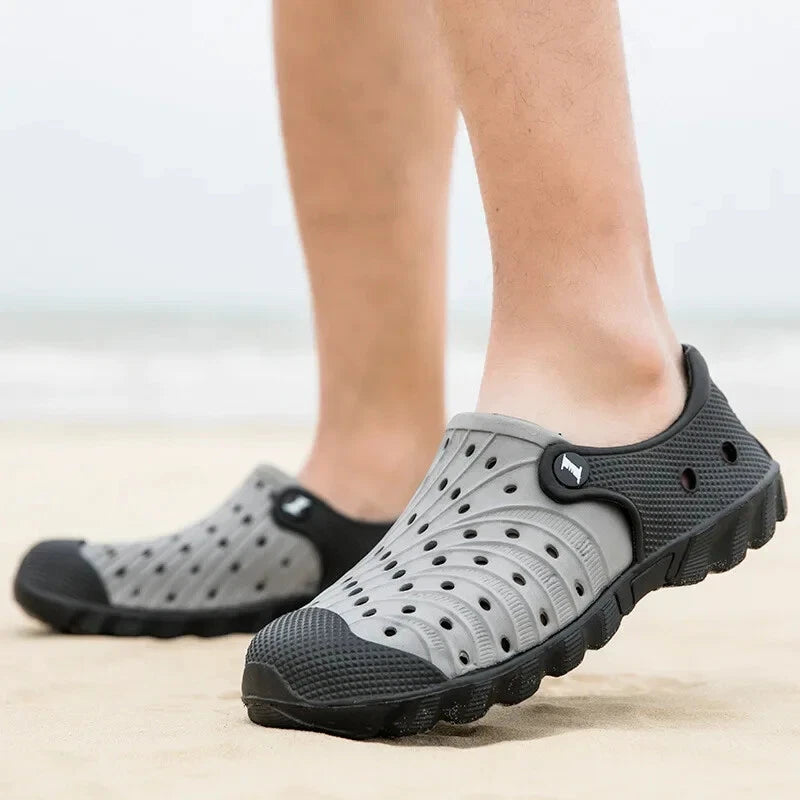 2025Men Summer Outdoor Beach Slippers Wearing Sandals Outside Sandals Beach Hole