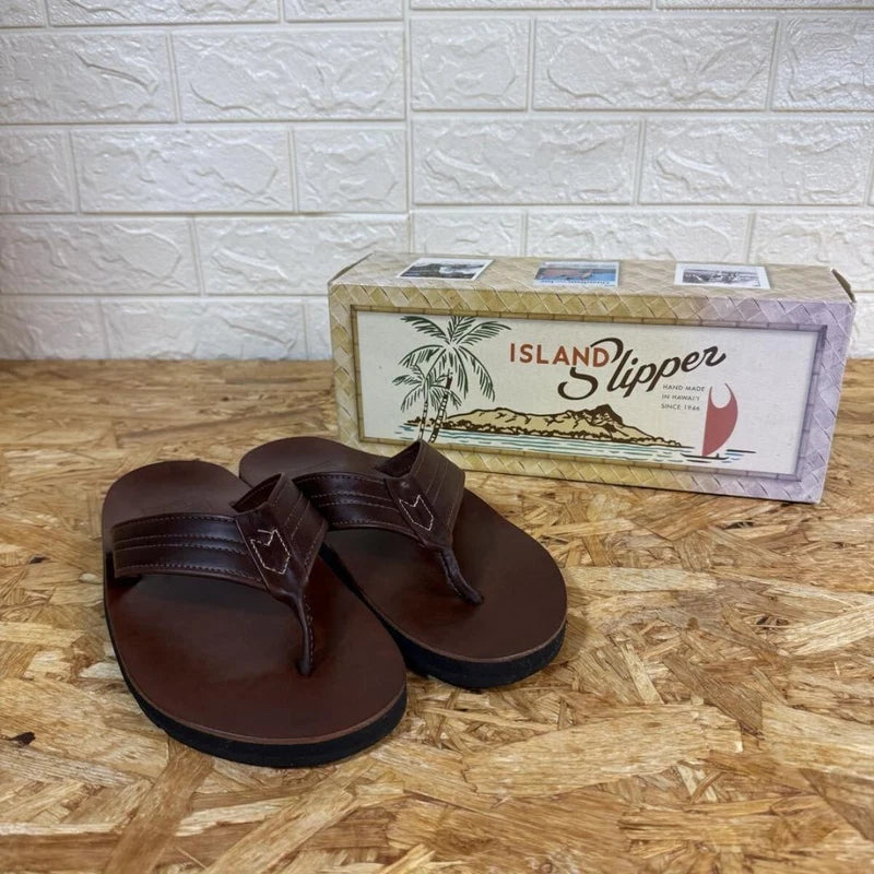 Island Slipper Chrome Excel Leather Sandals 8 US/UK Near Mint Boxed