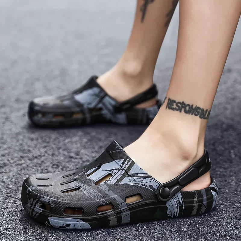 Clogs Mens Sandals  Outdoor and Indoor Beach Slippers Swimming Slip Resistant