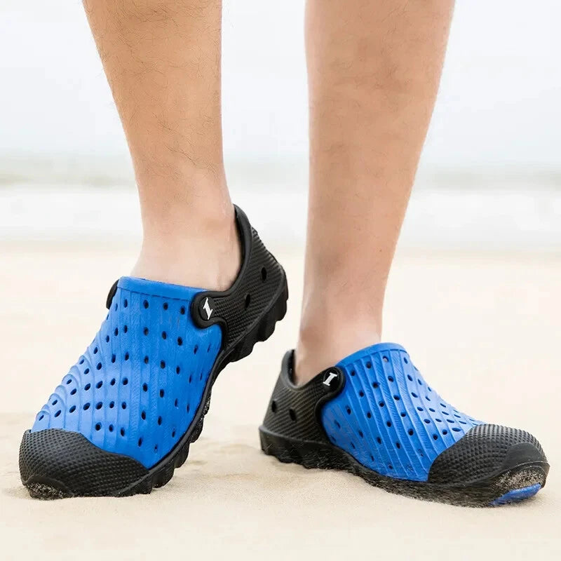 2025Men Summer Outdoor Beach Slippers Wearing Sandals Outside Sandals Beach Hole