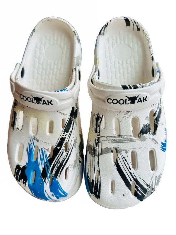 CoolYak Garden Clogs Women  Sandals Beach Slippers Swimming Slip Resistant