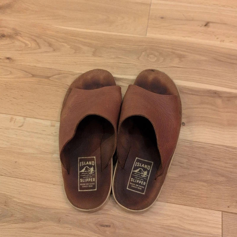 Island Slipper Brown Leather Sandals 10 US/28cm Mint with Tags