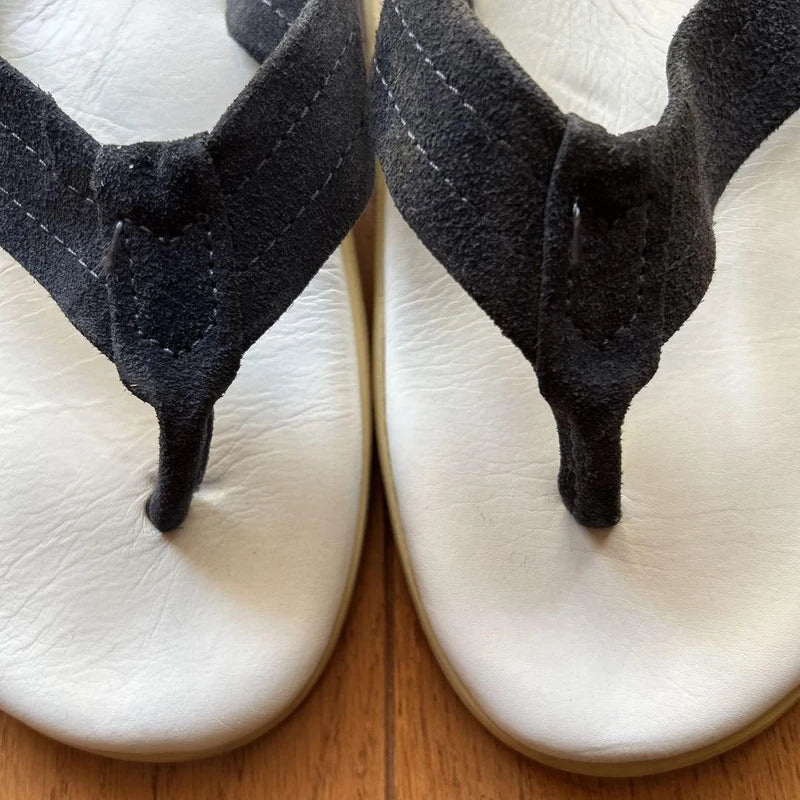 Island Slipper Island Pro 6 Sandals White/Navy Size 7 Pre-Owned Hawaii