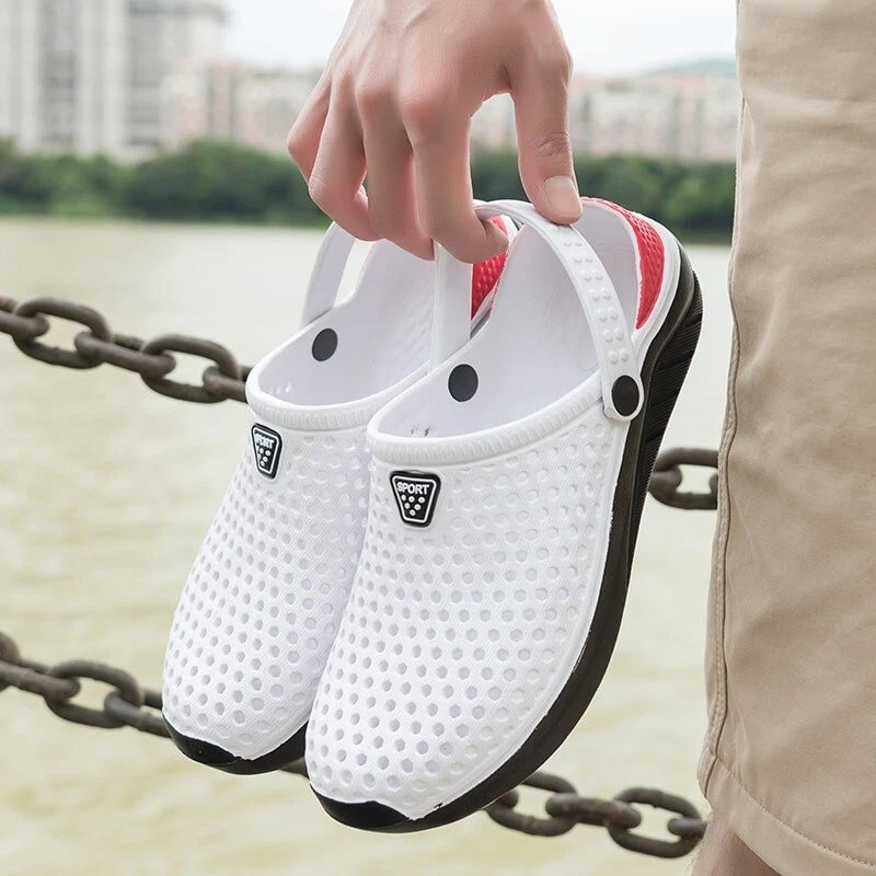 Classic Summer Beach Clog Slipper Men Unisex Anti-Slip ultra light sandals Women